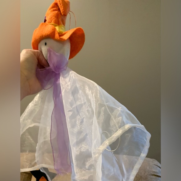 Ghostly Halloween Windchime, For Indoor or Covered Use, Like New - Picture 6 of 14